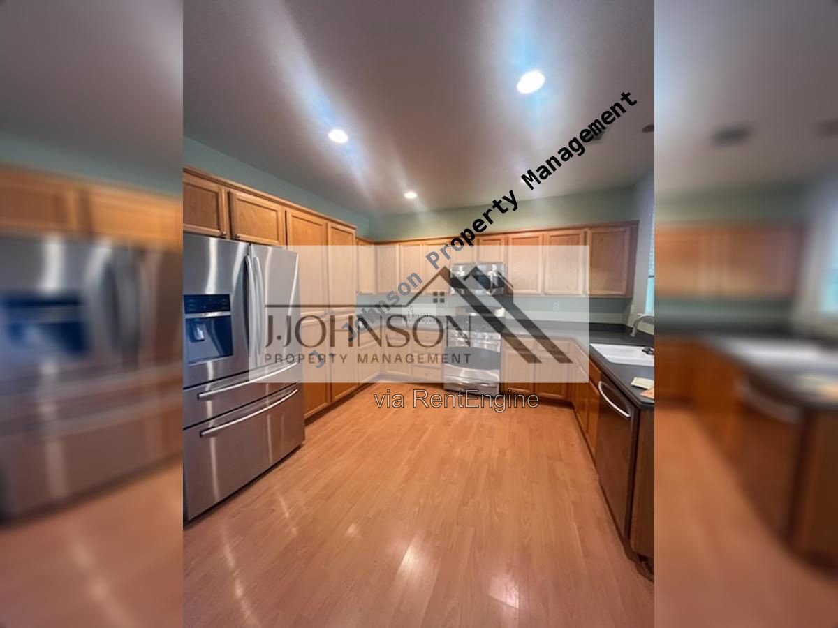 4 bed 3 bath available now property image