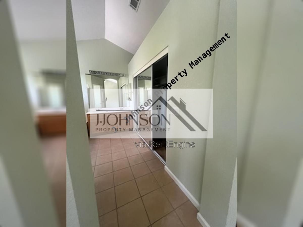 4 bed 3 bath available now property image