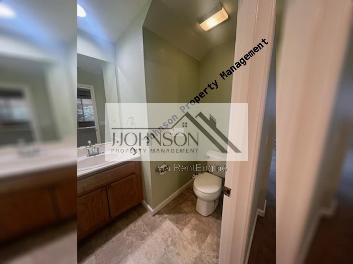 4 bed 3 bath available now property image