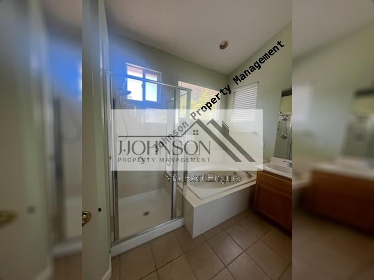 4 bed 3 bath available now property image