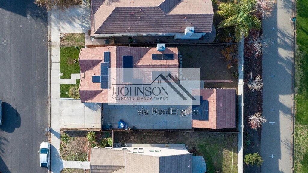 Available NOW 4bd/ 2.5bath Home property image