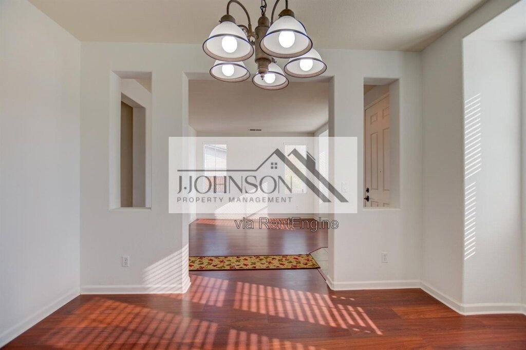 Available NOW 4bd/ 2.5bath Home property image