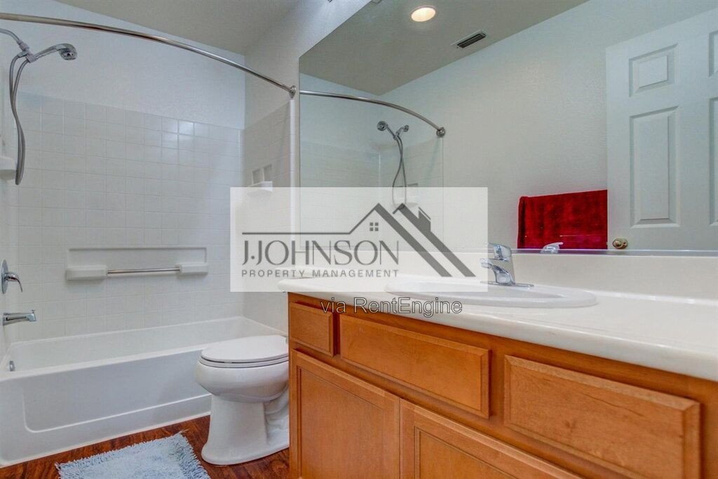 Available NOW 4bd/ 2.5bath Home property image