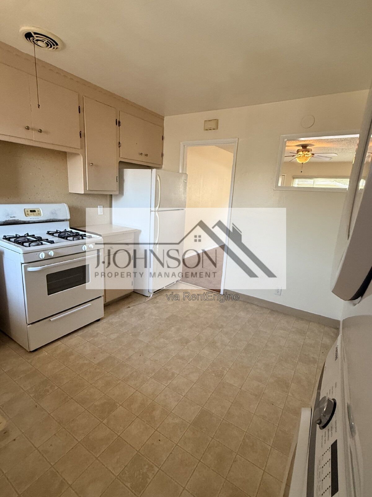 2 bed one bath unit property image