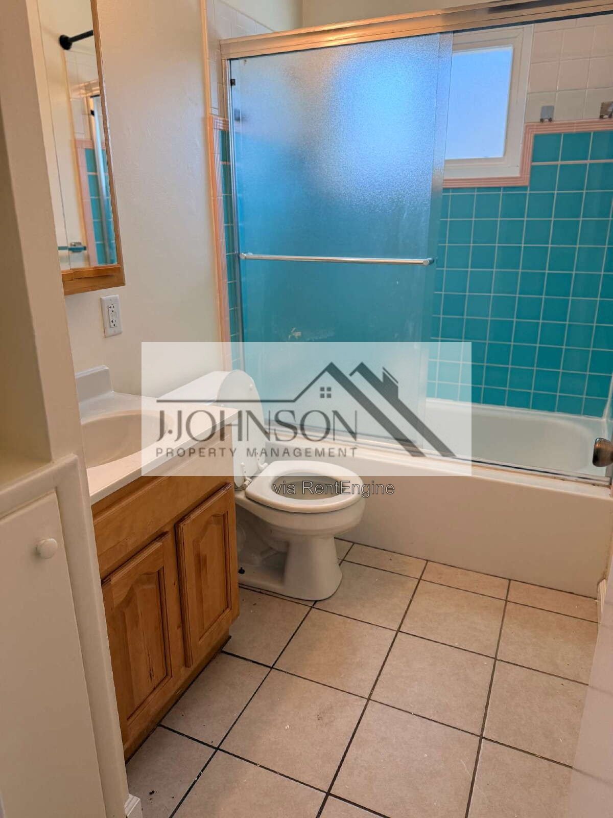 2 bed one bath unit property image